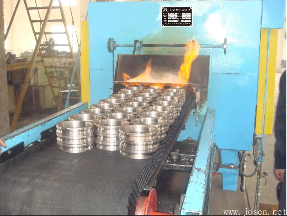 網帶式托輥型可控氣氛熱處理生產線圖片,網帶